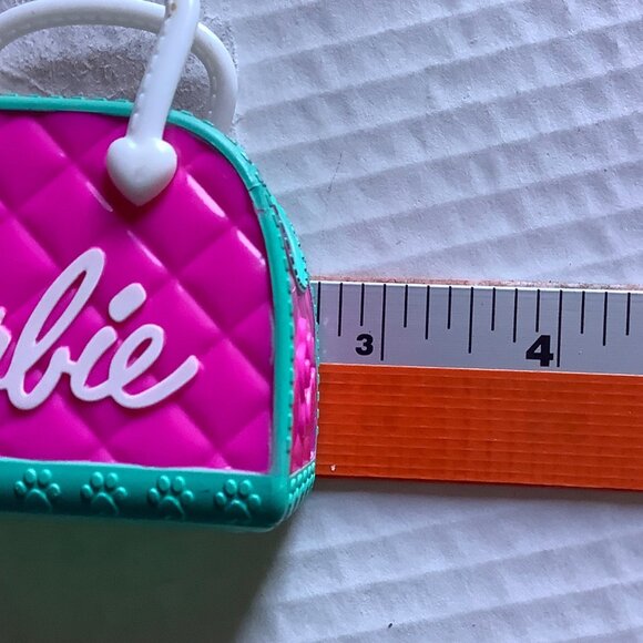 Barbie Pink Carrier Purse Plastic Toy For Dolls Just Play LLC 2017 2.75" x 2.75" - Picture 4 of 5